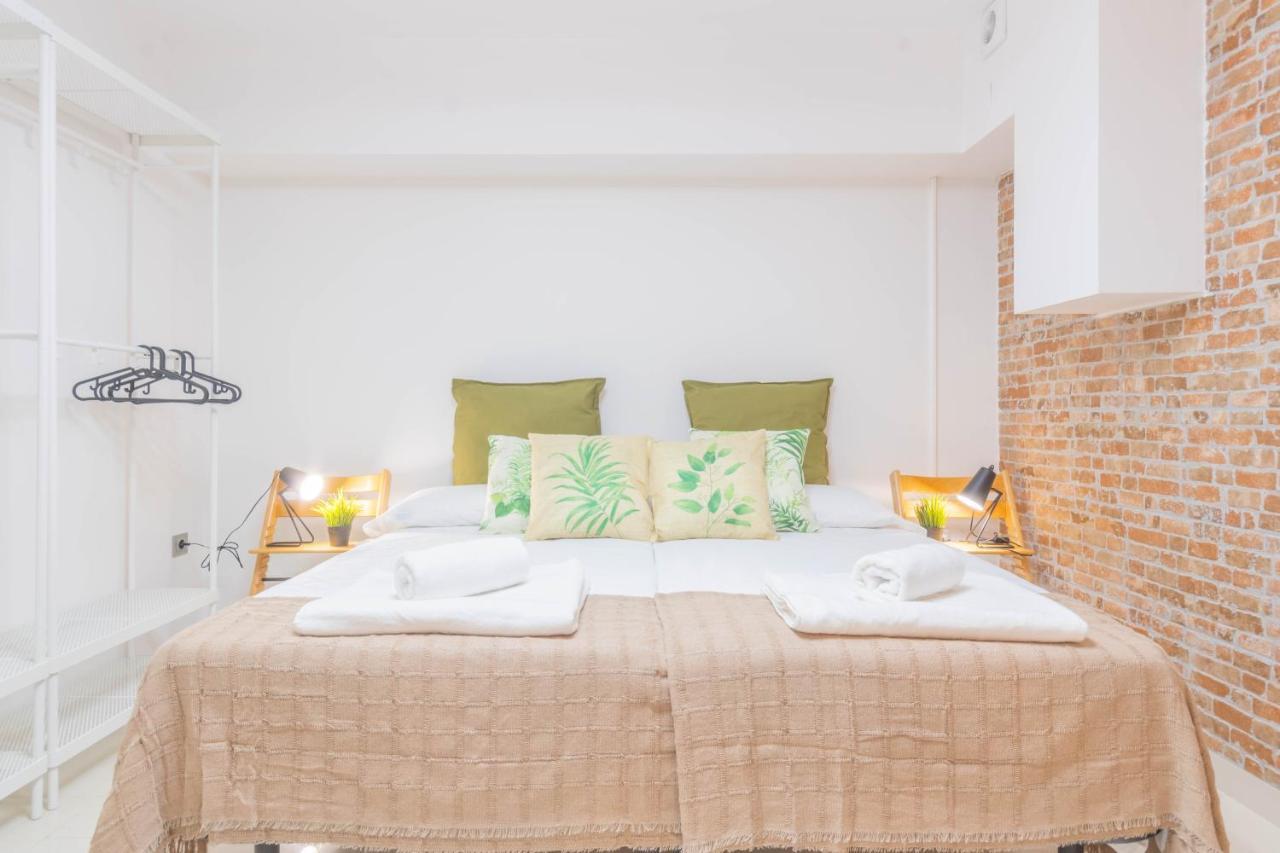Apartamento Estacion Mozarabes Cordoba Apartment Exterior foto
